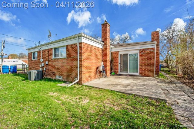 14615 Masonic Boulevard, Warren, MI 48088