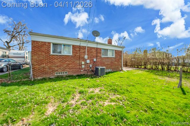 14615 Masonic Boulevard, Warren, MI 48088