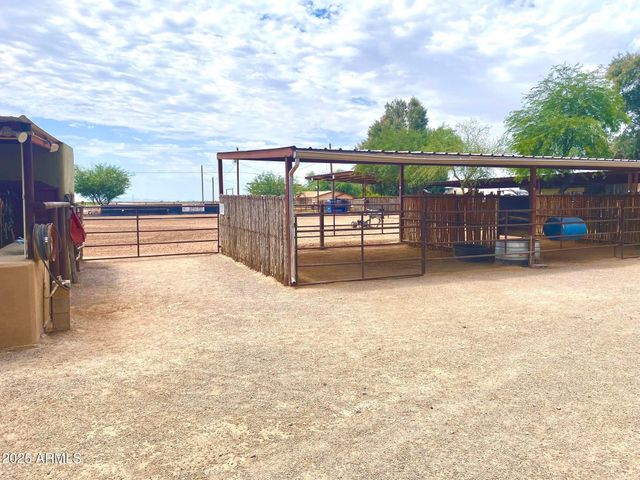 642 E CORNMAN Road, Coolidge, AZ 85128