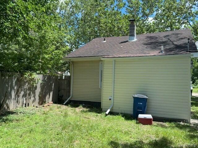 19171 GLASTONBURY Road, Detroit, MI 48219