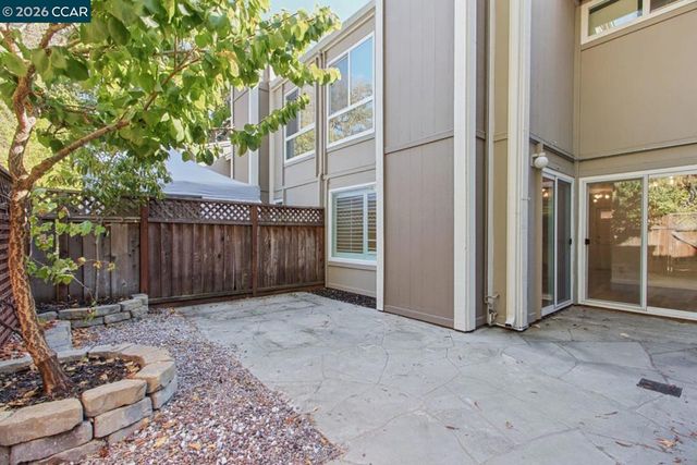 124 Garden Creek Pl, Danville, CA 94526