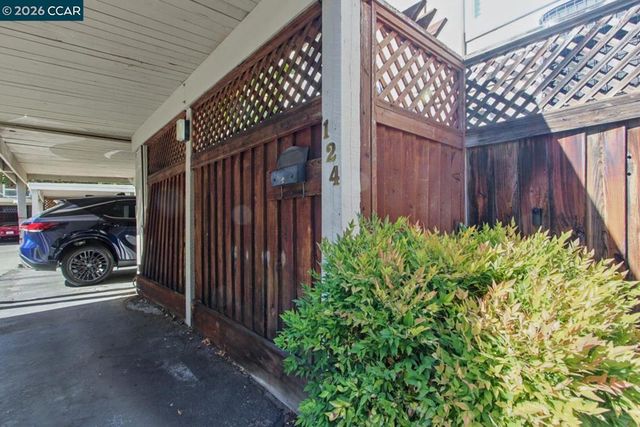 124 Garden Creek Pl, Danville, CA 94526