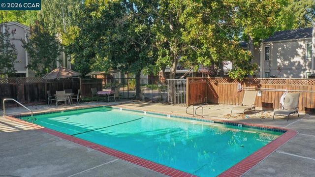 124 Garden Creek Pl, Danville, CA 94526