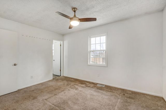 1936 N Golden Avenue, Springfield, MO 65802