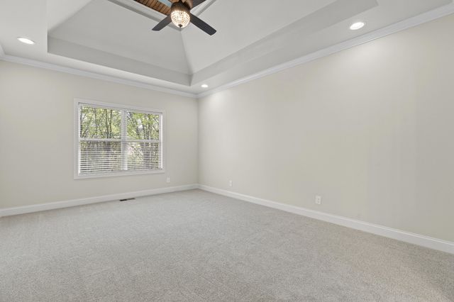 807 Kimber Ln, Lebanon, TN 37087