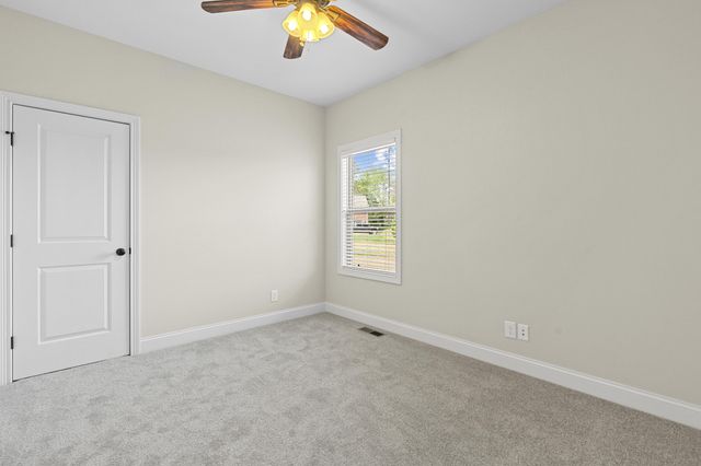 807 Kimber Ln, Lebanon, TN 37087