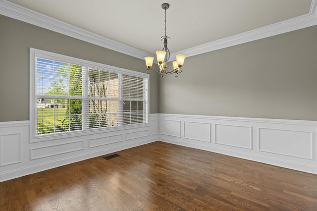 807 Kimber Ln, Lebanon, TN 37087