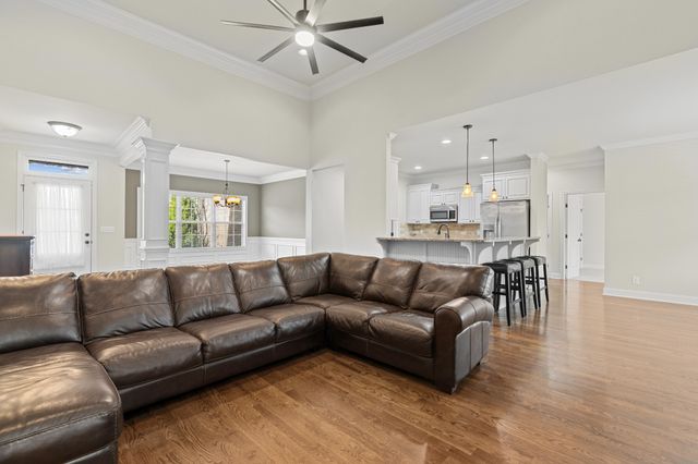 807 Kimber Ln, Lebanon, TN 37087