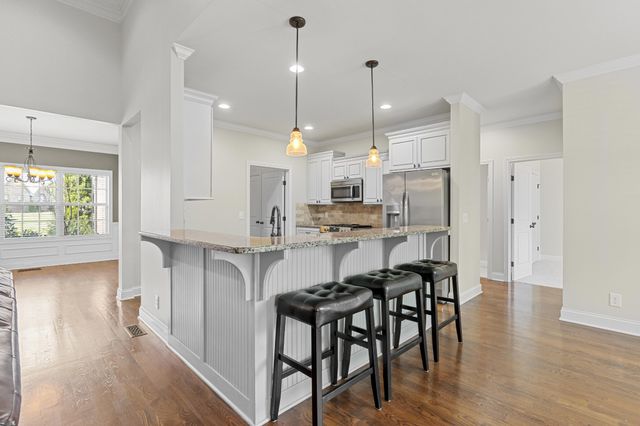 807 Kimber Ln, Lebanon, TN 37087