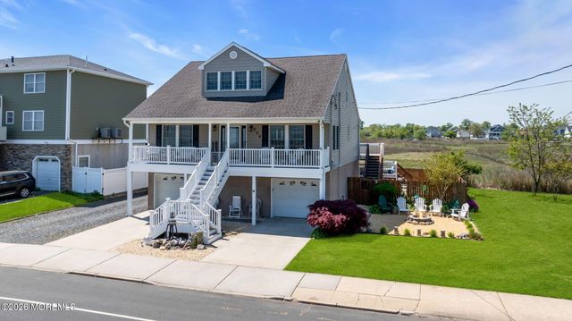 704 Front Street, Union Beach, NJ 07735