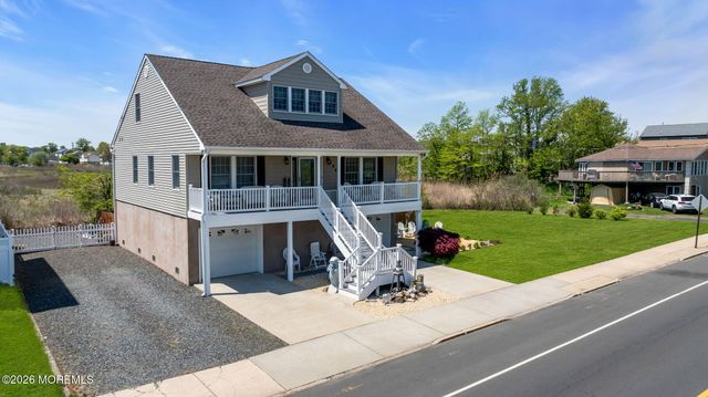 704 Front Street, Union Beach, NJ 07735