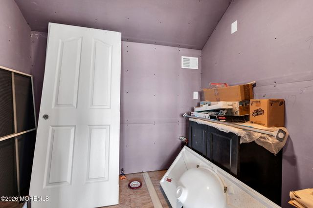 704 Front Street, Union Beach, NJ 07735