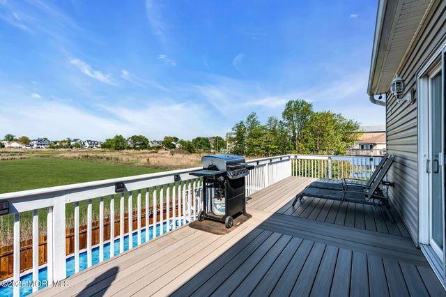 704 Front Street, Union Beach, NJ 07735