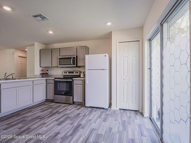 358 Benschop Street, Sebastian, FL 32958