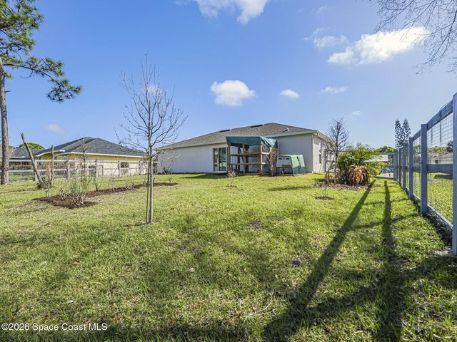 358 Benschop Street, Sebastian, FL 32958