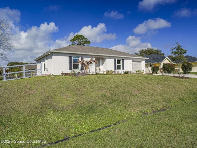 358 Benschop Street, Sebastian, FL 32958