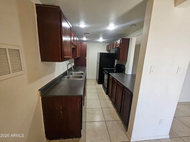 424 W BROWN Road 112, Mesa, AZ 85201