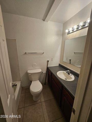 424 W BROWN Road 112, Mesa, AZ 85201