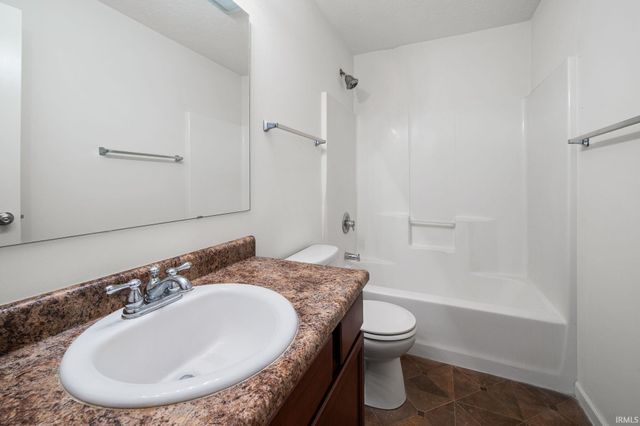 2427 Maxwell Drive, West Lafayette, IN 47906
