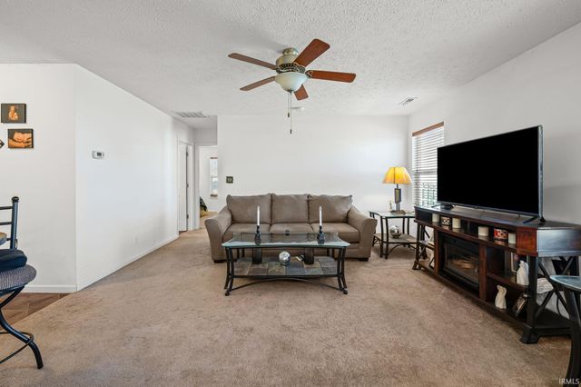 2427 Maxwell Drive, West Lafayette, IN 47906