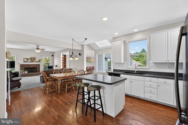547 CARRIAGE HOUSE LN, Harleysville, PA 19438