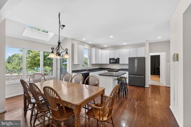 547 CARRIAGE HOUSE LN, Harleysville, PA 19438