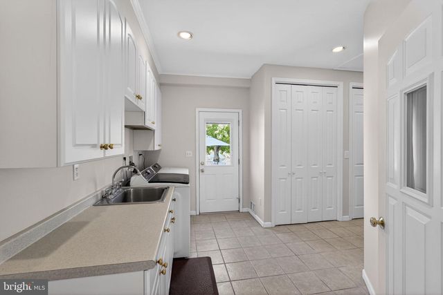 547 CARRIAGE HOUSE LN, Harleysville, PA 19438