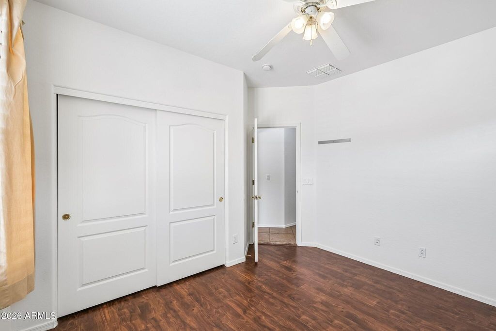 Image 33 of property listing at 6114 W HEDGEHOG Place, Phoenix, AZ 85083