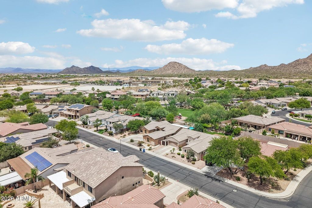 Image 43 of property listing at 6114 W HEDGEHOG Place, Phoenix, AZ 85083