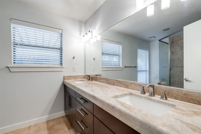 5816 Birchbrook Drive 122, Dallas, TX 75206