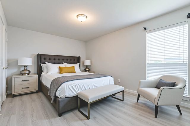 5816 Birchbrook Drive 122, Dallas, TX 75206