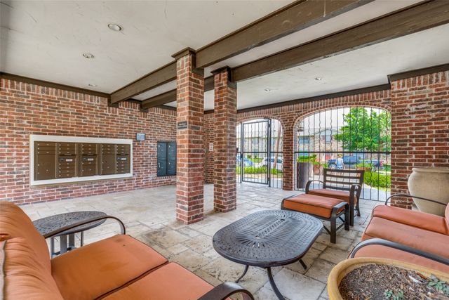 5816 Birchbrook Drive 122, Dallas, TX 75206