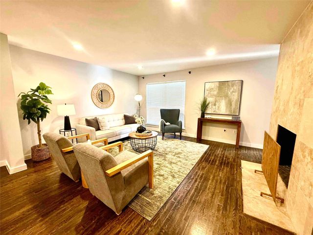 5816 Birchbrook Drive 122, Dallas, TX 75206