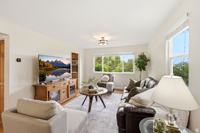 340 S GARY WAY, North Salt Lake, UT 84054