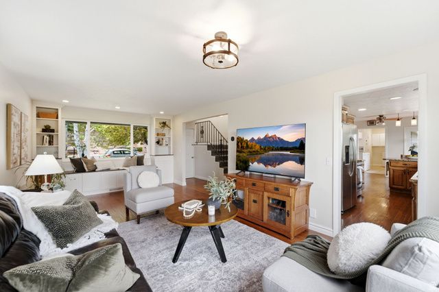 340 S GARY WAY, North Salt Lake, UT 84054