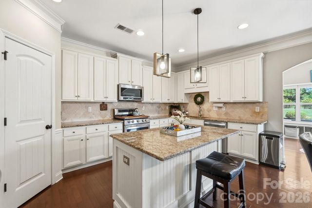 1711 Laurel Hill Drive, Waxhaw, NC 28173