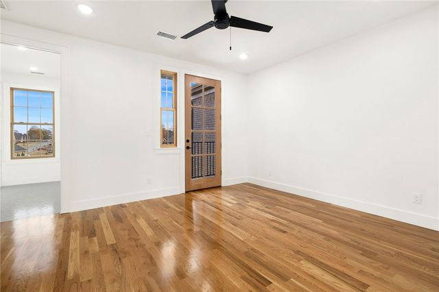 4615 S 47th Street, Rogers, AR 72758