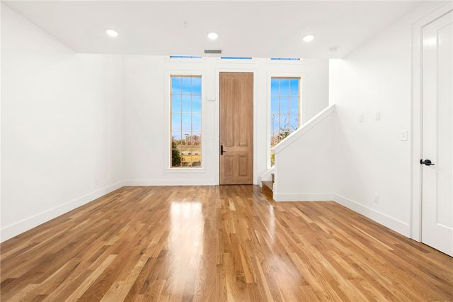 4615 S 47th Street, Rogers, AR 72758