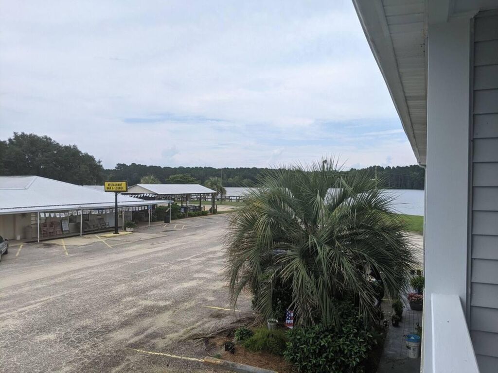 9634 Wash Davis Road, Summerton, SC 29148