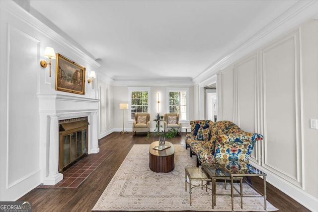 317 E 45th Street, Savannah, GA 31405