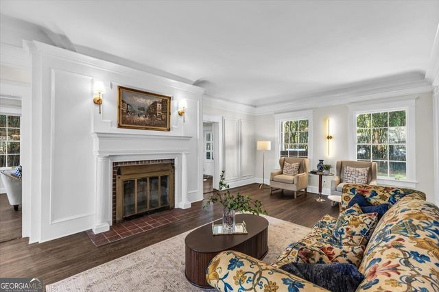 317 E 45th Street, Savannah, GA 31405