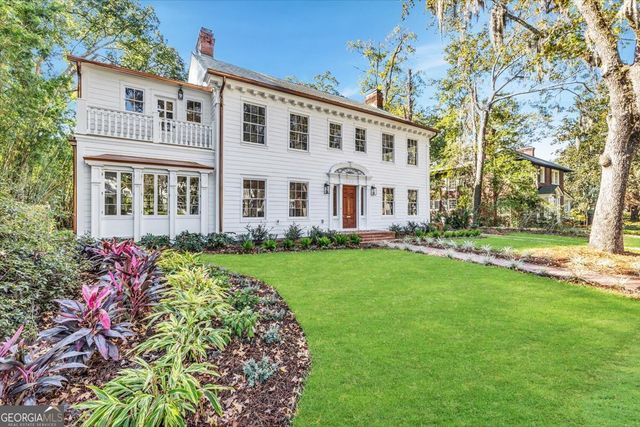 317 E 45th Street, Savannah, GA 31405