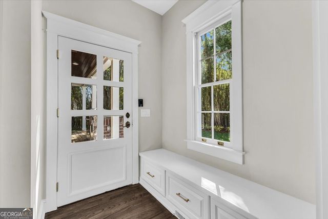 317 E 45th Street, Savannah, GA 31405