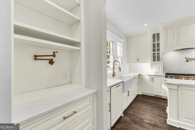 317 E 45th Street, Savannah, GA 31405