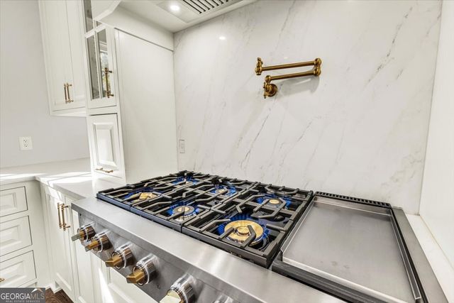 317 E 45th Street, Savannah, GA 31405