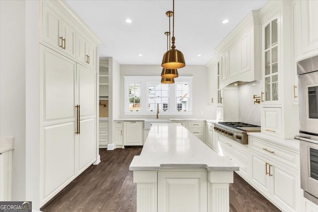 317 E 45th Street, Savannah, GA 31405