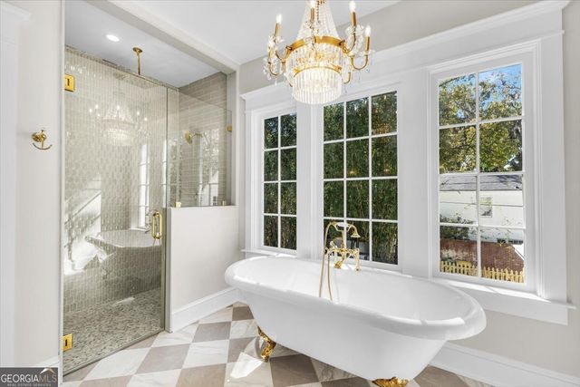 317 E 45th Street, Savannah, GA 31405