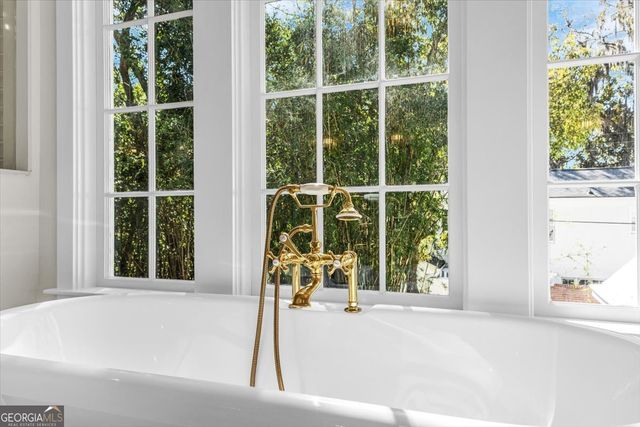 317 E 45th Street, Savannah, GA 31405