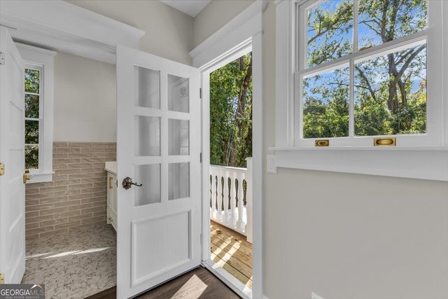 317 E 45th Street, Savannah, GA 31405