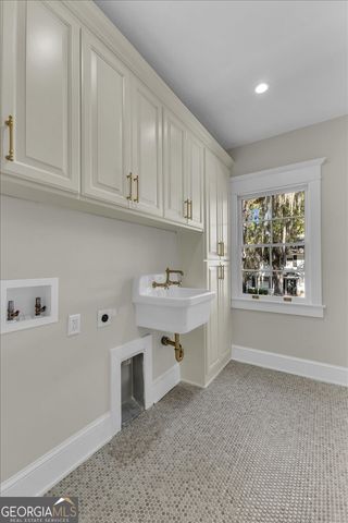 317 E 45th Street, Savannah, GA 31405